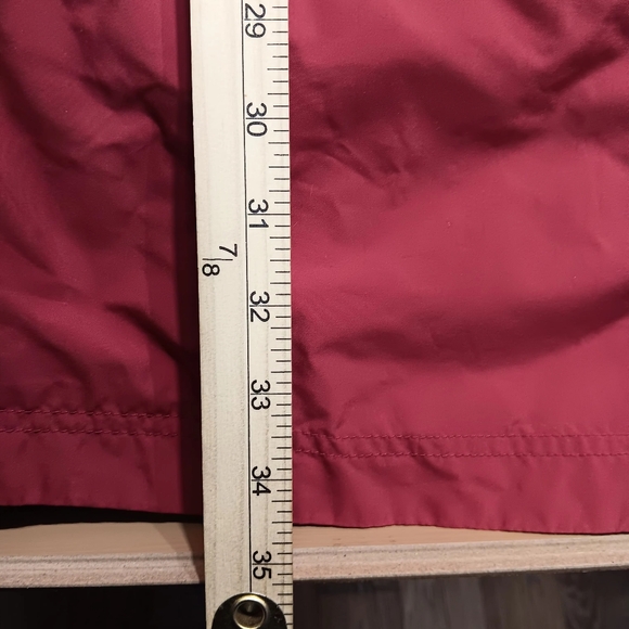 L.L.Bean Men's Long Rain coat, Large, Red, Excellent condition - Picture 2 of 5